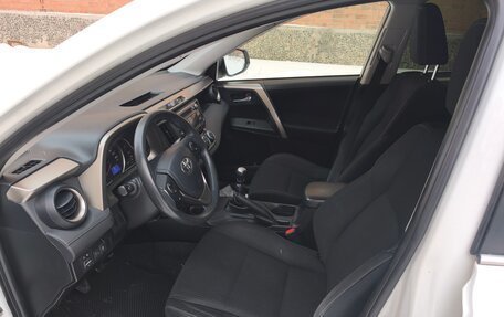 Toyota RAV4, 2015 год, 2 120 000 рублей, 19 фотография