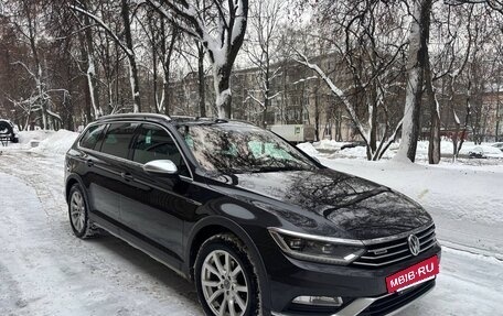 Volkswagen Passat B8 рестайлинг, 2018 год, 2 500 000 рублей, 3 фотография