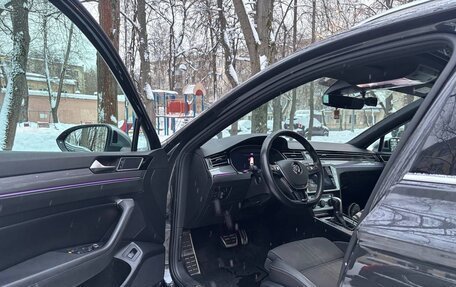 Volkswagen Passat B8 рестайлинг, 2018 год, 2 500 000 рублей, 15 фотография