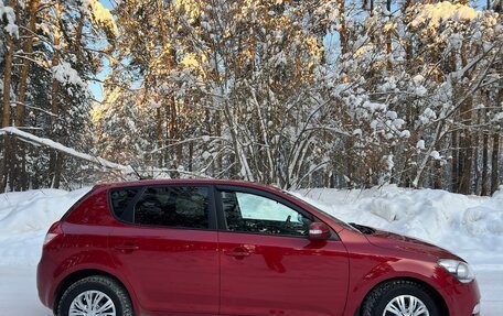 KIA cee'd I рестайлинг, 2010 год, 675 000 рублей, 4 фотография