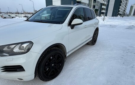 Volkswagen Touareg III, 2013 год, 2 800 000 рублей, 2 фотография