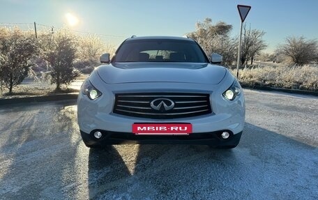 Infiniti FX II, 2010 год, 1 850 000 рублей, 19 фотография