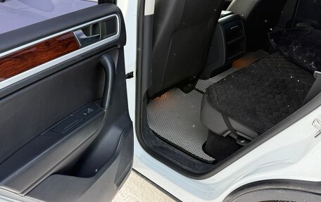 Volkswagen Touareg III, 2013 год, 2 800 000 рублей, 10 фотография