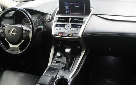 Lexus NX I, 2017 год, 3 350 000 рублей, 13 фотография