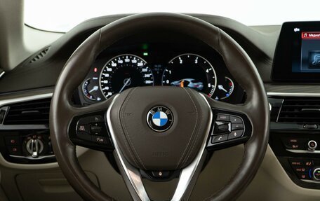 BMW 5 серия, 2017 год, 3 151 999 рублей, 12 фотография