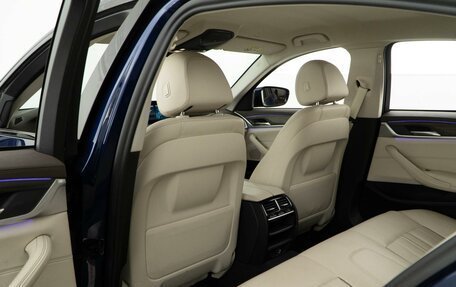 BMW 5 серия, 2017 год, 3 151 999 рублей, 11 фотография