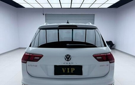 Volkswagen Tiguan II, 2023 год, 2 850 002 рублей, 5 фотография