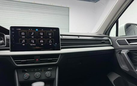 Volkswagen Tiguan II, 2023 год, 2 850 002 рублей, 18 фотография