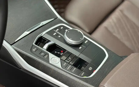 BMW 3 серия, 2023 год, 3 362 911 рублей, 12 фотография