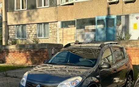 Renault Sandero I, 2013 год, 600 000 рублей, 1 фотография