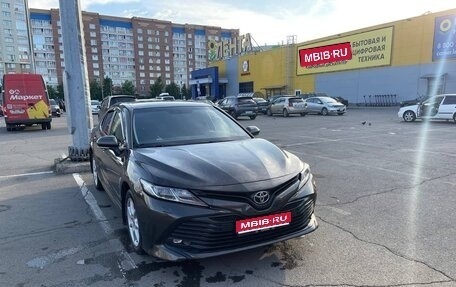 Toyota Camry, 2018 год, 1 690 000 рублей, 1 фотография