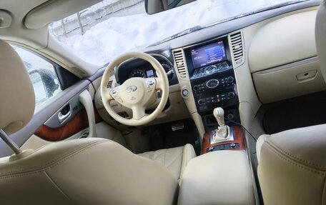 Infiniti FX II, 2012 год, 2 000 000 рублей, 2 фотография