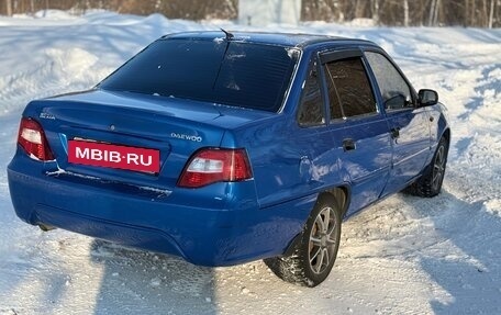 Daewoo Nexia I рестайлинг, 2012 год, 200 000 рублей, 8 фотография