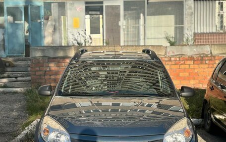 Renault Sandero I, 2013 год, 600 000 рублей, 2 фотография