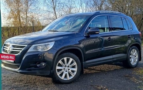 Volkswagen Tiguan I, 2010 год, 950 000 рублей, 2 фотография