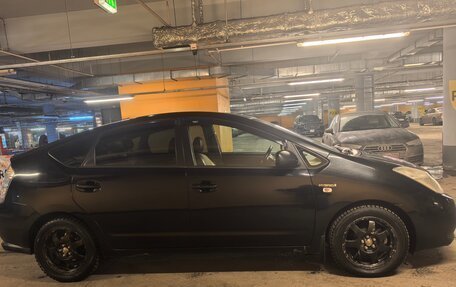 Toyota Prius, 2008 год, 655 000 рублей, 4 фотография