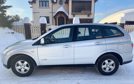 SsangYong Kyron I, 2009 год, 700 000 рублей, 2 фотография