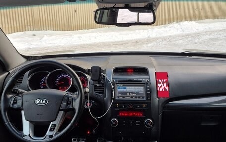KIA Sorento II рестайлинг, 2012 год, 1 300 000 рублей, 14 фотография