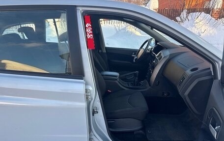 SsangYong Kyron I, 2009 год, 700 000 рублей, 33 фотография