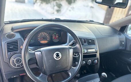 SsangYong Kyron I, 2009 год, 700 000 рублей, 34 фотография