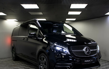 Mercedes-Benz V-Класс, 2023 год, 6 500 000 рублей, 22 фотография