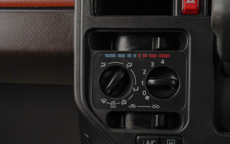 Toyota Roomy I, 2018 год, 1 269 000 рублей, 15 фотография