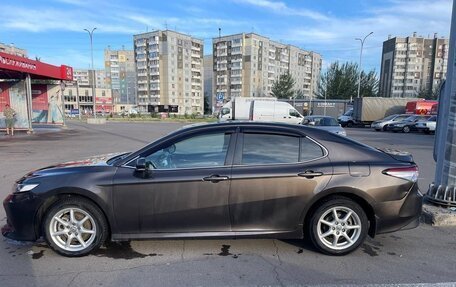 Toyota Camry, 2018 год, 1 690 000 рублей, 3 фотография