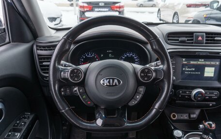 KIA Soul II рестайлинг, 2017 год, 1 589 000 рублей, 13 фотография