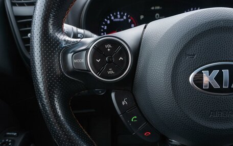 KIA Soul II рестайлинг, 2017 год, 1 589 000 рублей, 15 фотография