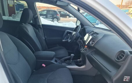 Toyota RAV4, 2011 год, 1 375 000 рублей, 24 фотография