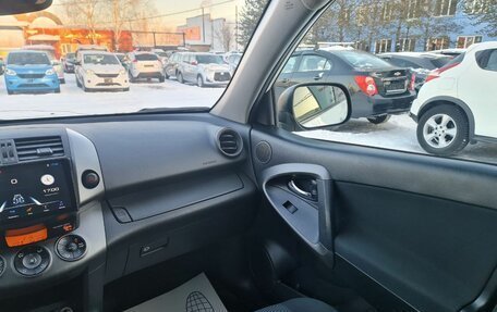 Toyota RAV4, 2011 год, 1 375 000 рублей, 28 фотография