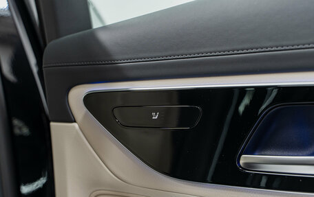 Mercedes-Benz GLC, 2025 год, 8 250 000 рублей, 31 фотография