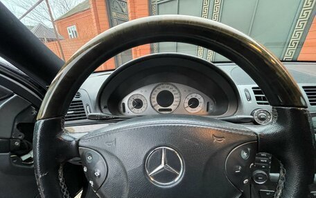 Mercedes-Benz E-Класс, 2004 год, 890 000 рублей, 9 фотография