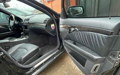 Mercedes-Benz E-Класс, 2004 год, 890 000 рублей, 19 фотография