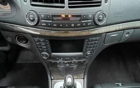 Mercedes-Benz E-Класс, 2004 год, 890 000 рублей, 13 фотография