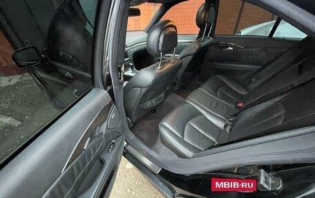 Mercedes-Benz E-Класс, 2004 год, 890 000 рублей, 29 фотография