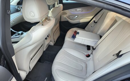 Mercedes-Benz CLS, 2019 год, 4 800 000 рублей, 13 фотография