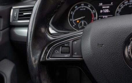 Skoda Superb III рестайлинг, 2018 год, 2 049 000 рублей, 14 фотография