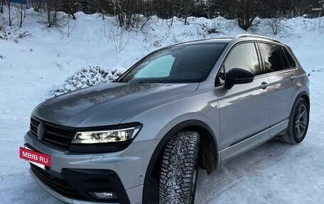 Volkswagen Tiguan II, 2018 год, 3 500 000 рублей, 3 фотография