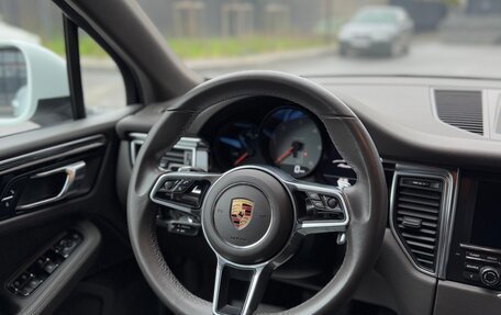 Porsche Macan I рестайлинг, 2015 год, 4 295 000 рублей, 17 фотография