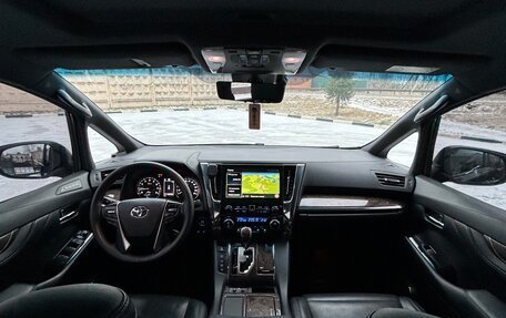 Toyota Alphard III, 2021 год, 5 300 000 рублей, 29 фотография