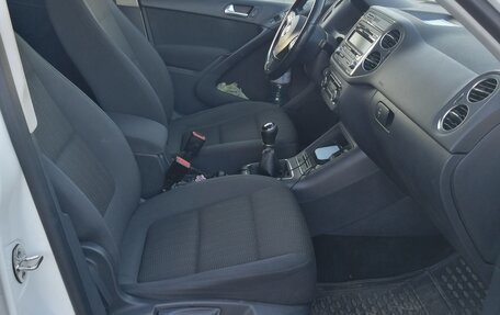 Volkswagen Tiguan I, 2011 год, 1 050 000 рублей, 17 фотография