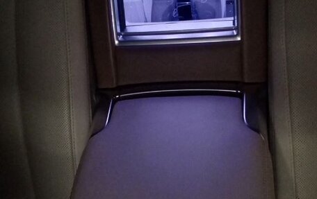 Land Rover Range Rover IV рестайлинг, 2023 год, 24 000 000 рублей, 9 фотография