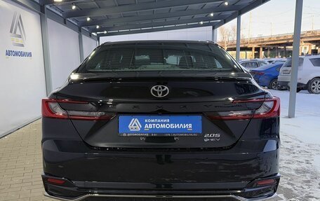 Toyota Camry, 2025 год, 4 990 000 рублей, 4 фотография
