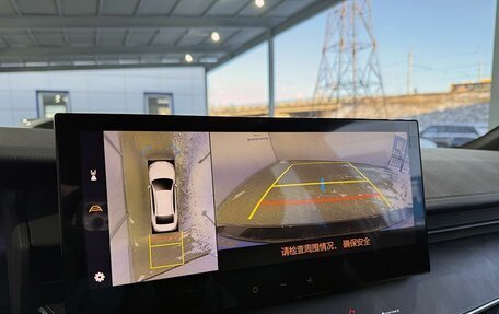 Toyota Camry, 2025 год, 4 990 000 рублей, 18 фотография