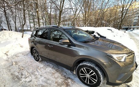 Toyota RAV4, 2015 год, 2 150 000 рублей, 2 фотография