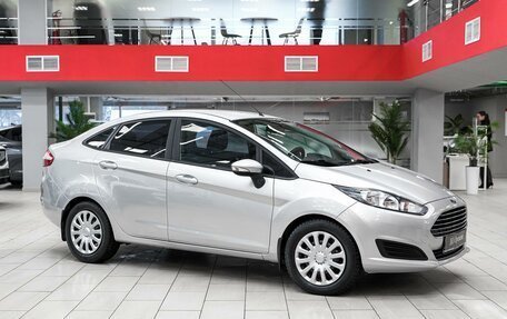 Ford Fiesta, 2015 год, 855 000 рублей, 3 фотография