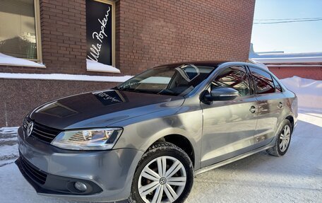 Volkswagen Jetta VI, 2015 год, 985 000 рублей, 3 фотография