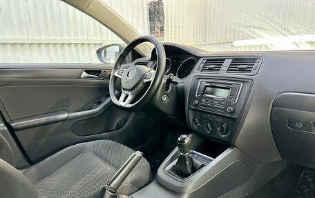 Volkswagen Jetta VI, 2015 год, 985 000 рублей, 13 фотография