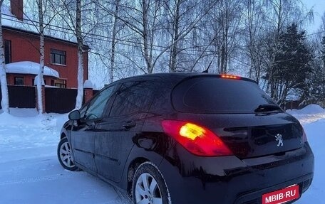 Peugeot 308 II, 2011 год, 329 999 рублей, 4 фотография